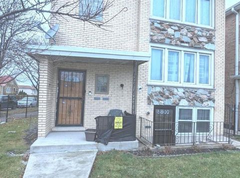 Main Photo