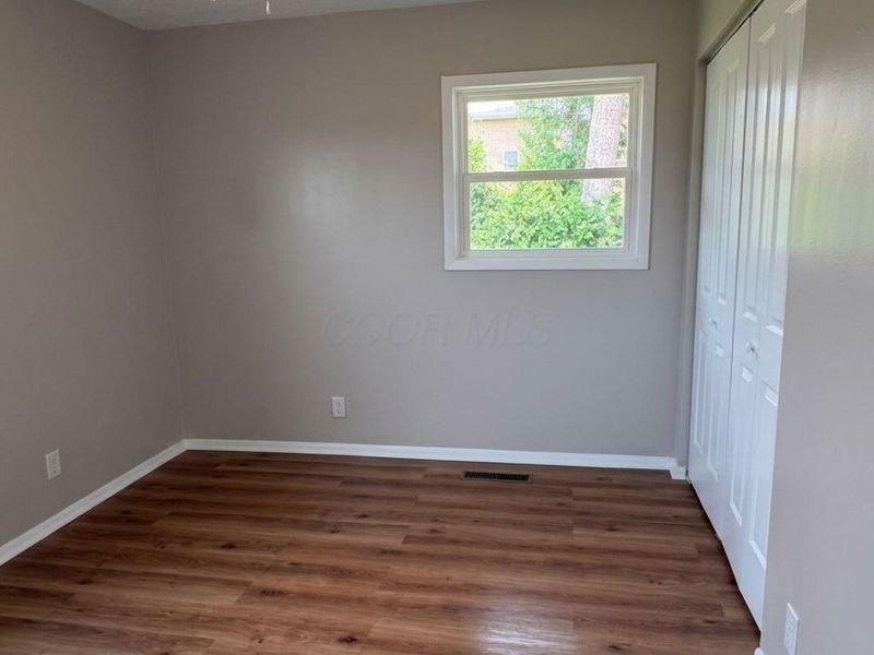 548 Seneca Drive, Newark, OH 43055 Photo 6