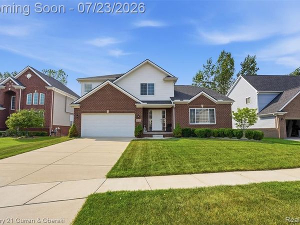 56130 Worlington Lane, Lyon Twp, MI 48178