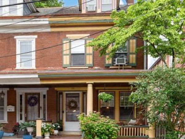 20 W BARNARD STREET, WEST CHESTER, PA 19382