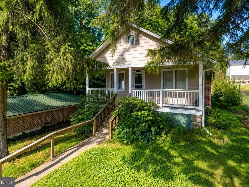 509 E Street , Mountain Lake Park, MD 21550 Main Photo