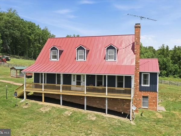 59 HARRY SETTLE ROAD, CASTLETON, VA 22716