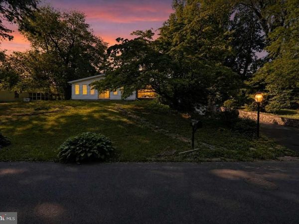 24 WINDING LANE, FEASTERVILLE TREVOSE, PA 19053