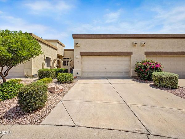 6730 E HERMOSA VISTA Drive, Unit 30, Mesa, AZ 85215