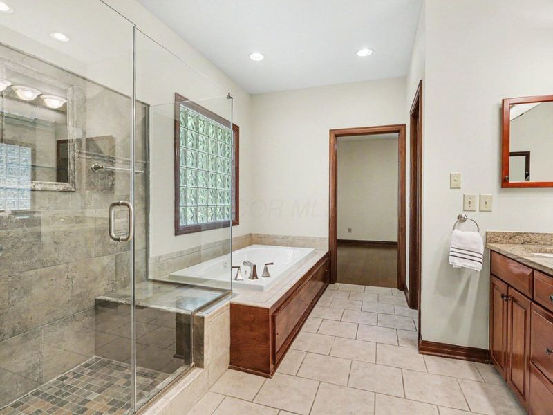 932 Augusta Glen Drive, Columbus, OH 43235 Photo 33