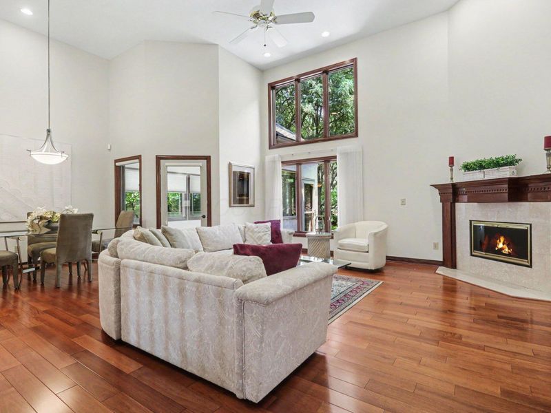 932 Augusta Glen Drive, Columbus, OH 43235 Photo 8