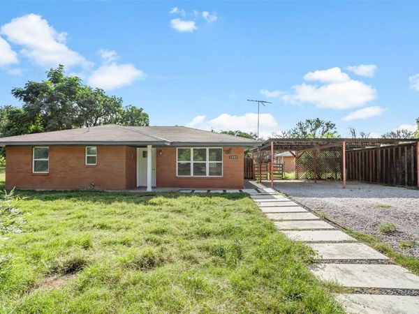 1708 Woodcrest DR, Marble Falls, TX 78654