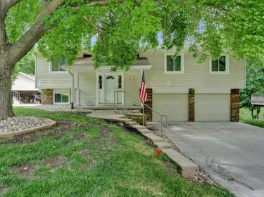 139 UPLAND Drive, COUNCIL BLUFFS, IA 51503