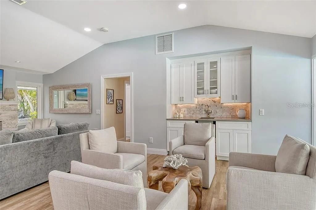 4852 Featherbed Lane, Sarasota, FL 34242 Photo