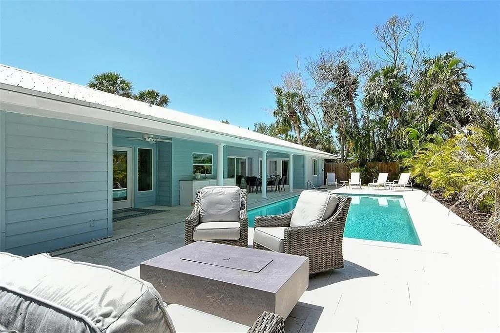 4852 Featherbed Lane, Sarasota, FL 34242 Photo