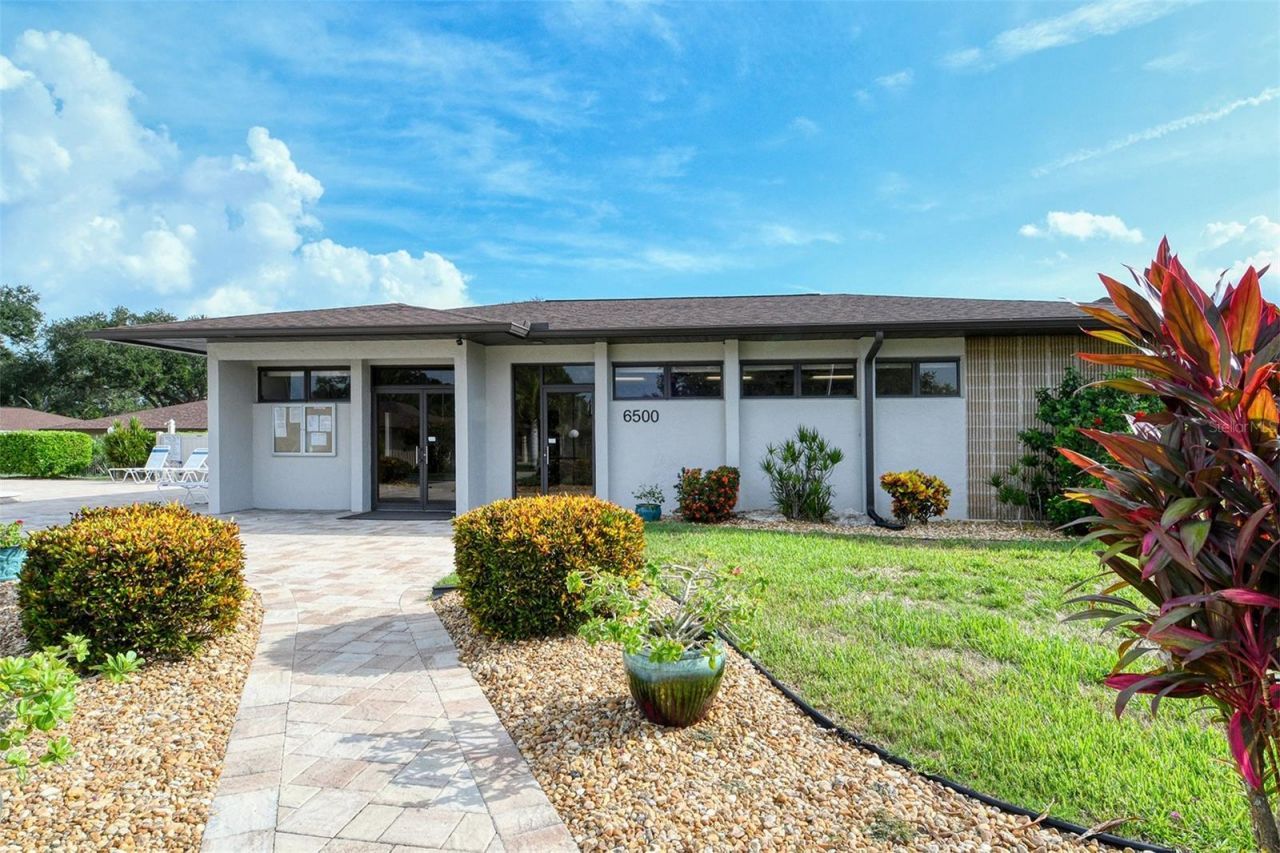 6206 26th Avenue W, Unit 8, Bradenton, FL 34209 Photo