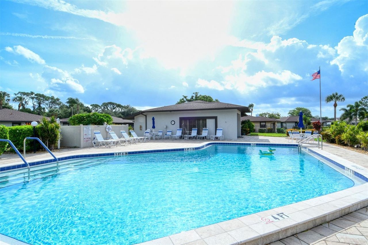 6206 26th Avenue W, Unit 8, Bradenton, FL 34209 Photo