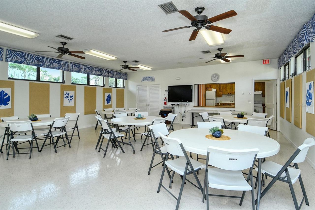 6206 26th Avenue W, Unit 8, Bradenton, FL 34209 Photo
