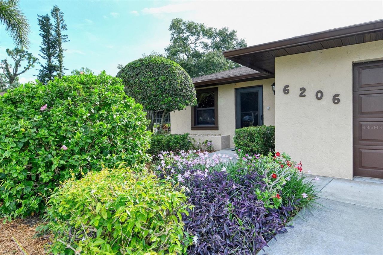 6206 26th Avenue W, Unit 8, Bradenton, FL 34209 Photo