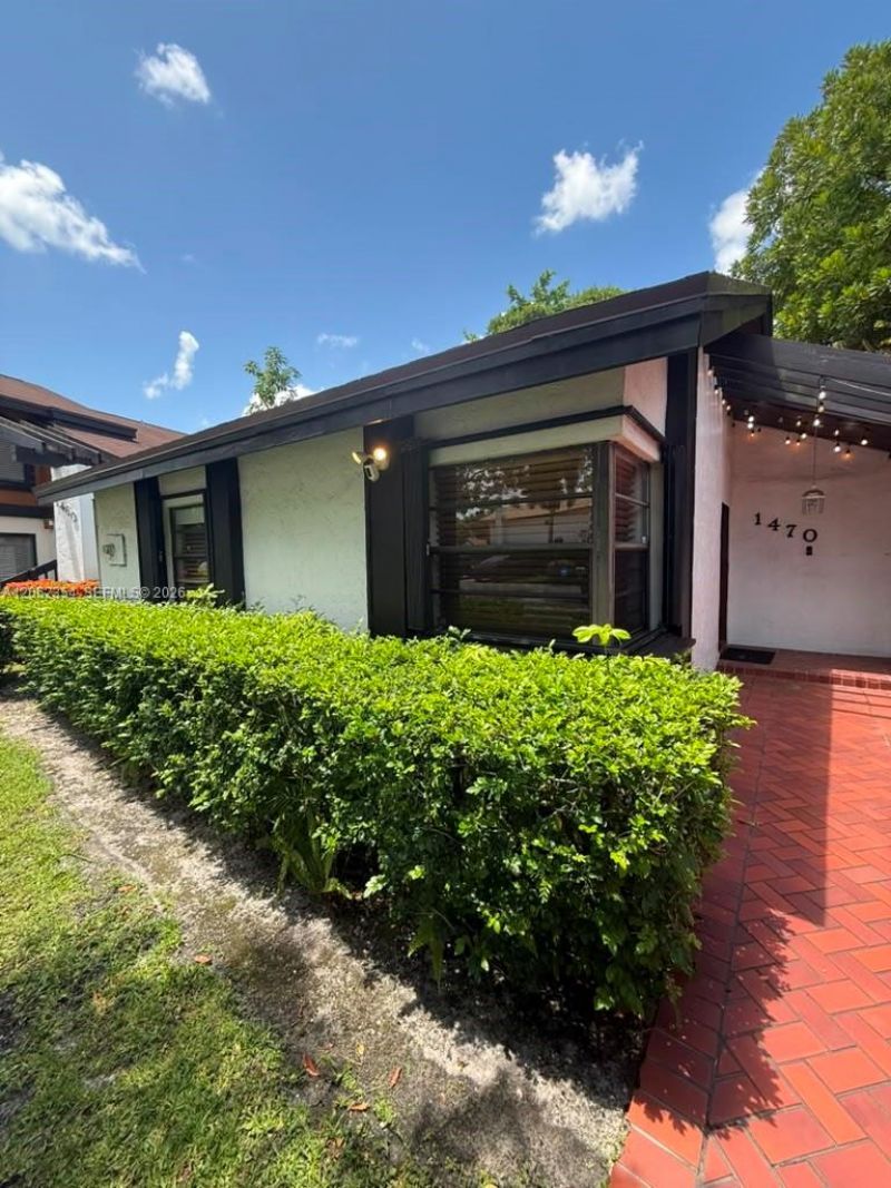 1470 Flamingo Ct, Pembroke Pines, FL 33026 Photo