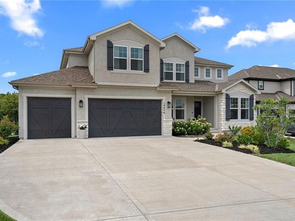 14476 S Haskins Street, Olathe, KS 66062