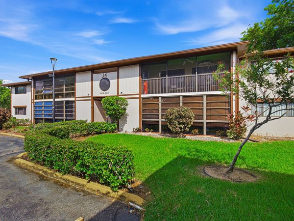 9412 S BELFORT Circle, Unit 115, Tamarac, FL 33321