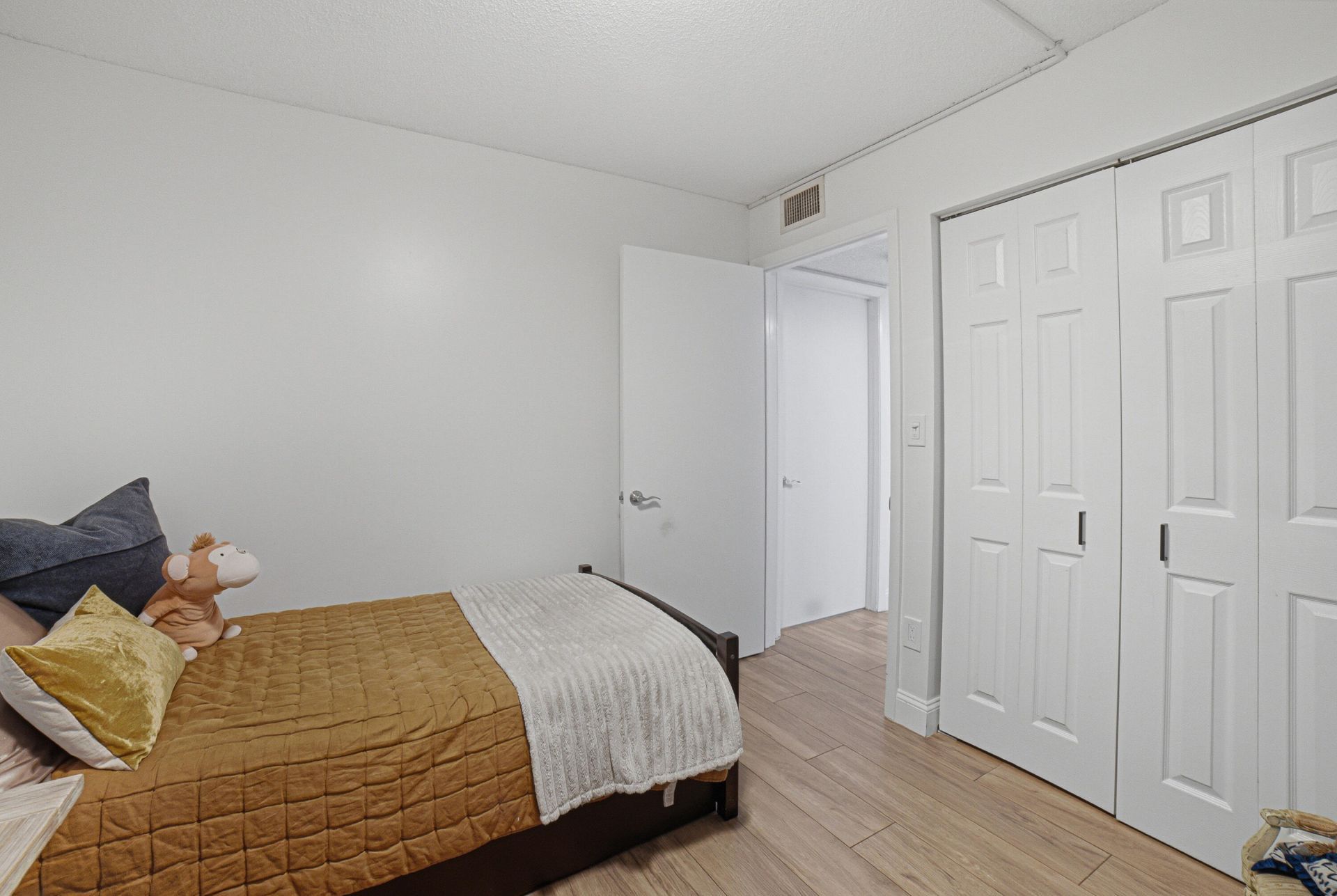 9412 S Belfort Circle, Unit 115, Tamarac, FL 33321 Photo