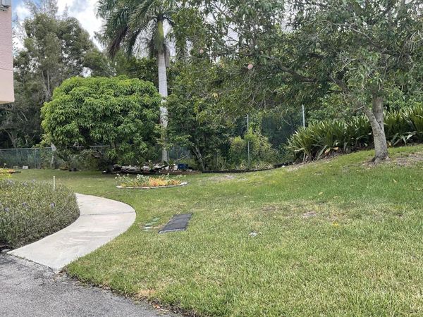 3363 SPANISH MOSS Terrace, Unit 6, Lauderhill, FL 33319