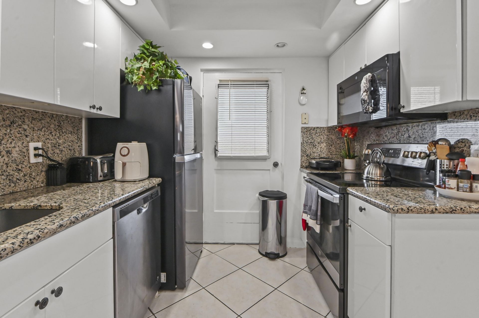 5700 NW 2nd Avenue, Unit 708, Boca Raton, FL 33487 Photo