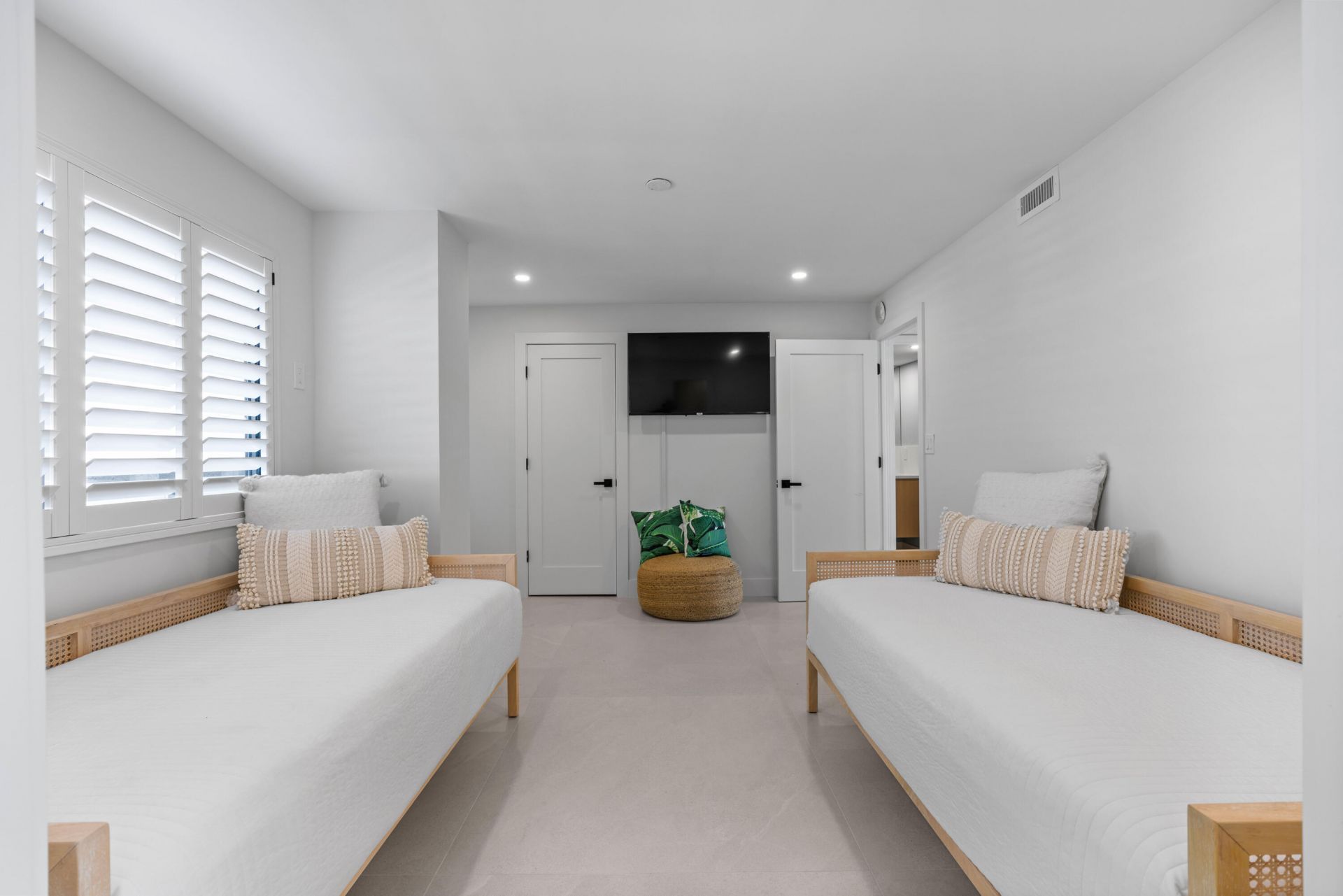 10410 S Ocean Drive, Unit 906, Jensen Beach, FL 34957 Photo
