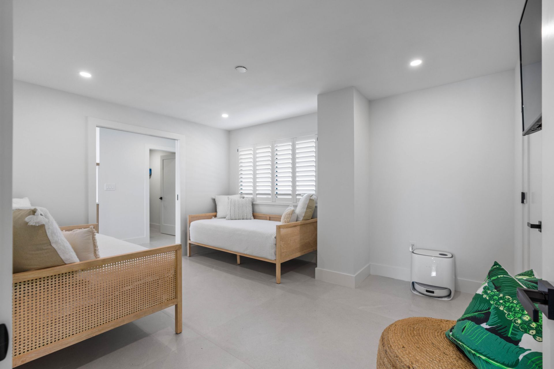 10410 S Ocean Drive, Unit 906, Jensen Beach, FL 34957 Photo