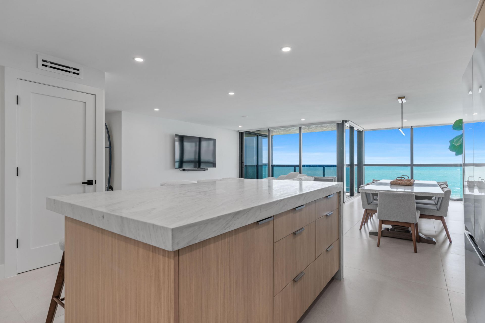 10410 S Ocean Drive, Unit 906, Jensen Beach, FL 34957 Photo