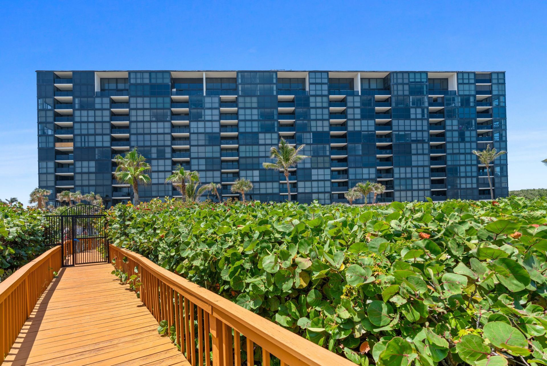 10410 S Ocean Drive, Unit 906, Jensen Beach, FL 34957 Photo