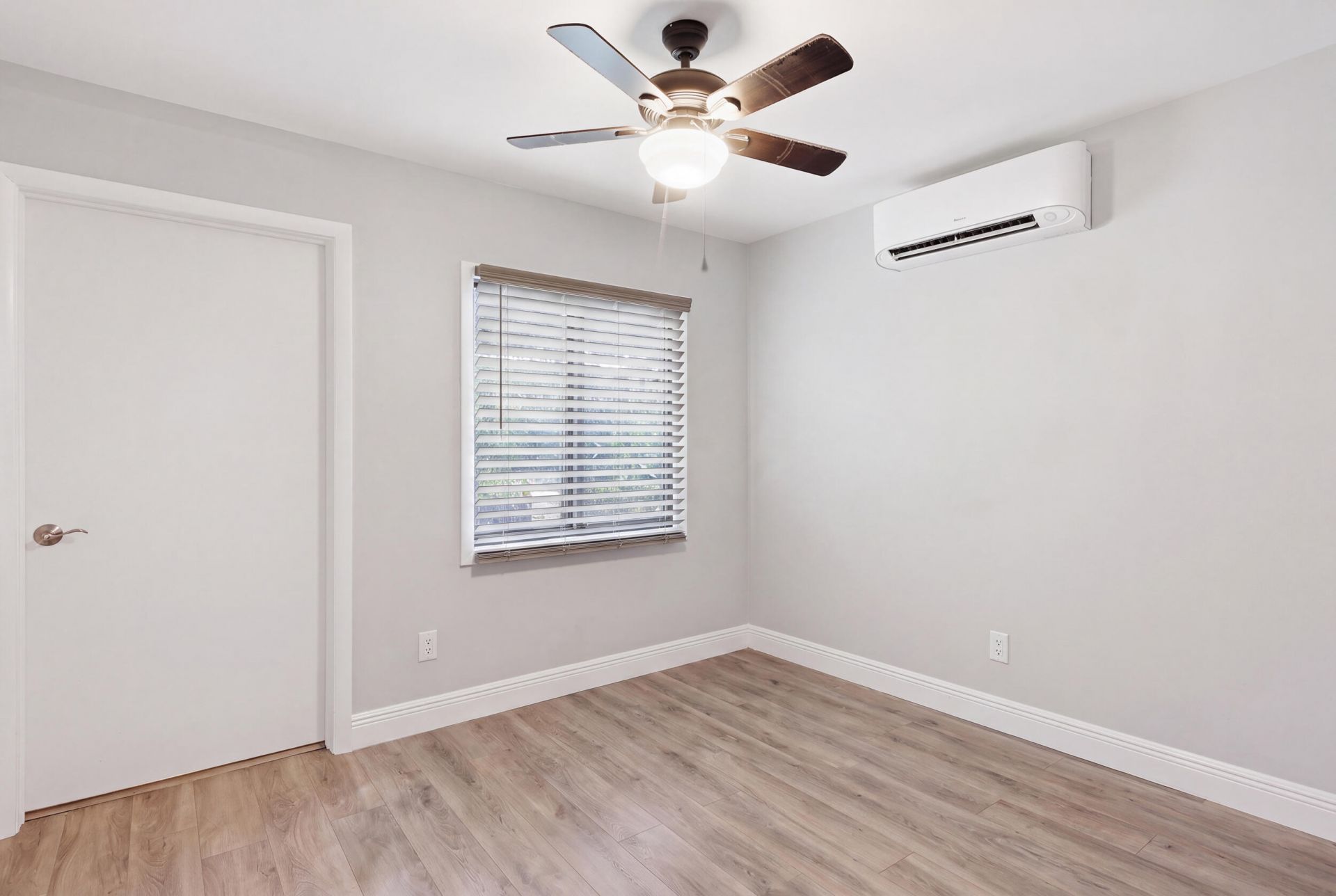 700 NW 102nd Way, Plantation, FL 33324 Photo