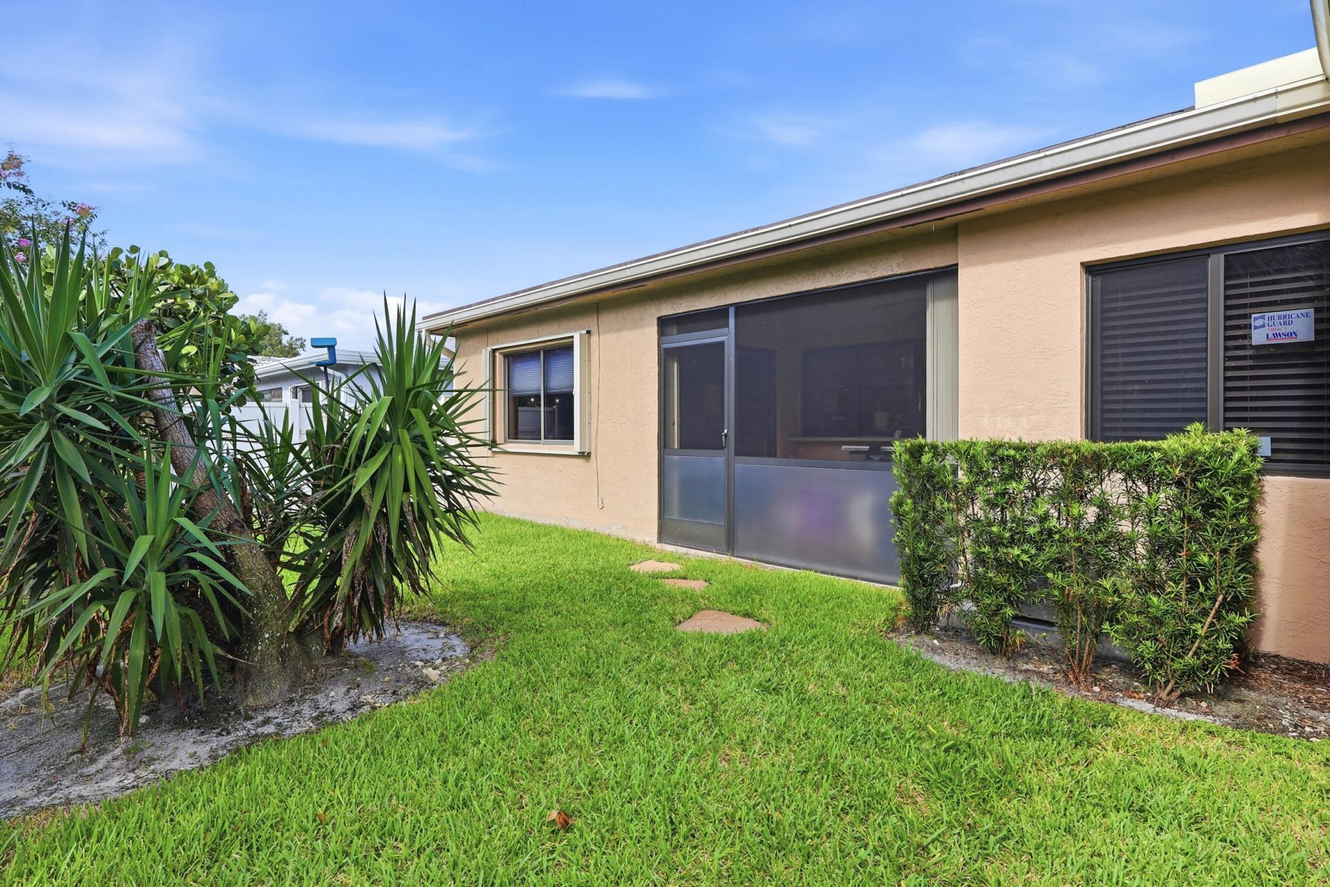700 NW 102nd Way, Plantation, FL 33324 Photo