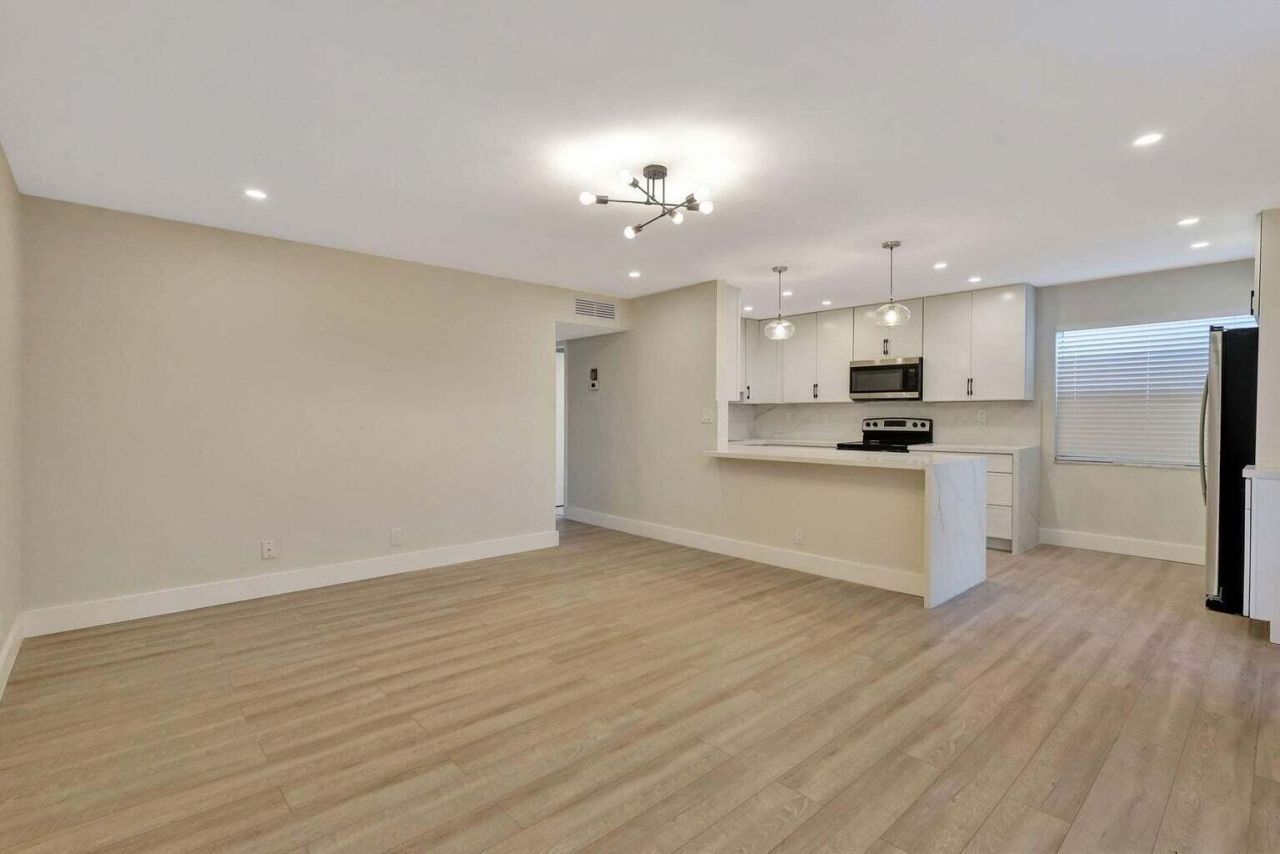 802 Burgundy Q, Delray Beach, FL 33484 Photo