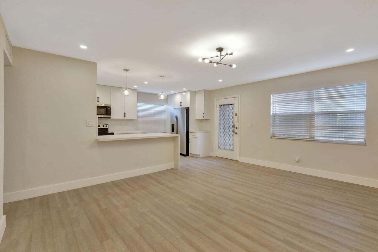 802 Burgundy Q, Delray Beach, FL 33484 Photo