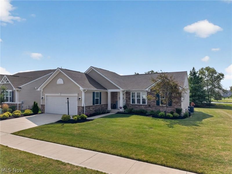 34805 Keller Farm Court, Grafton, OH 44044 Photo 2