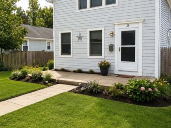 28 Wilson, Dartmouth, MA 02748