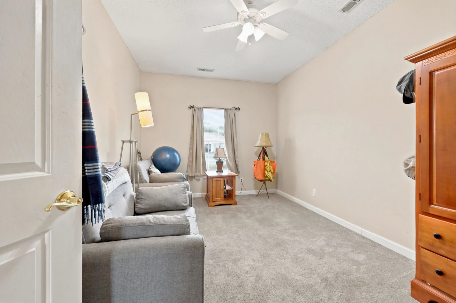 909 Leather Leaf Ln. Photo 13