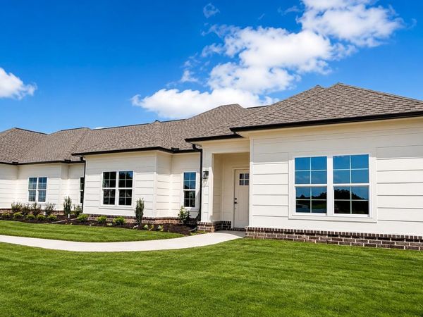 477 ABBEY RD, Unit D, Munford, TN 38058