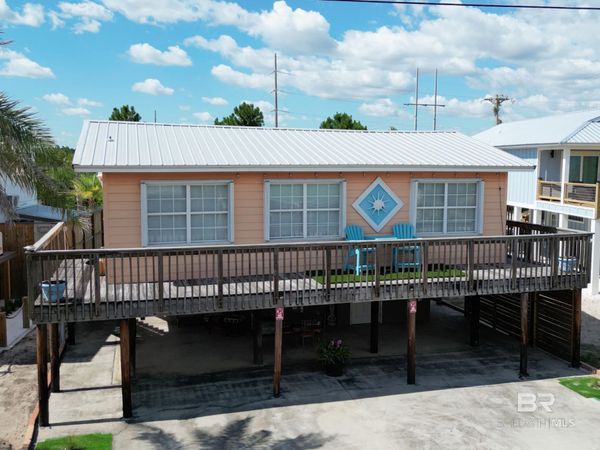 494 E 2nd Avenue, Gulf Shores, AL 36542