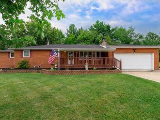 2274 Lakewood Dr Mansfield, OH 44905