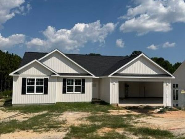 137 Pine Vista Way, Sanford, NC 27332