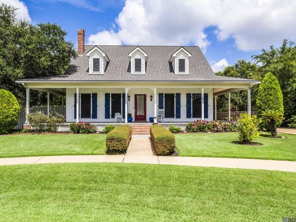 103 Prosperity Cir, Lafayette, LA 70508