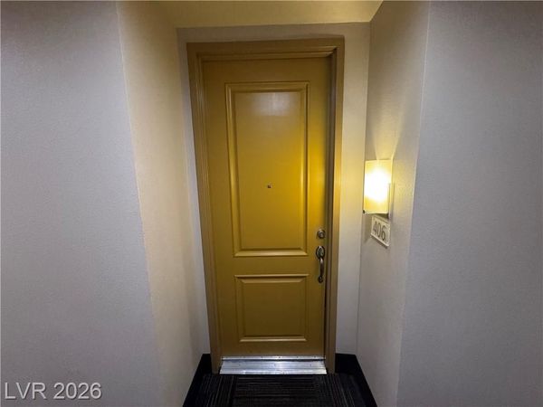 35 E Agate Avenue, Unit 406, Las Vegas, NV 89123