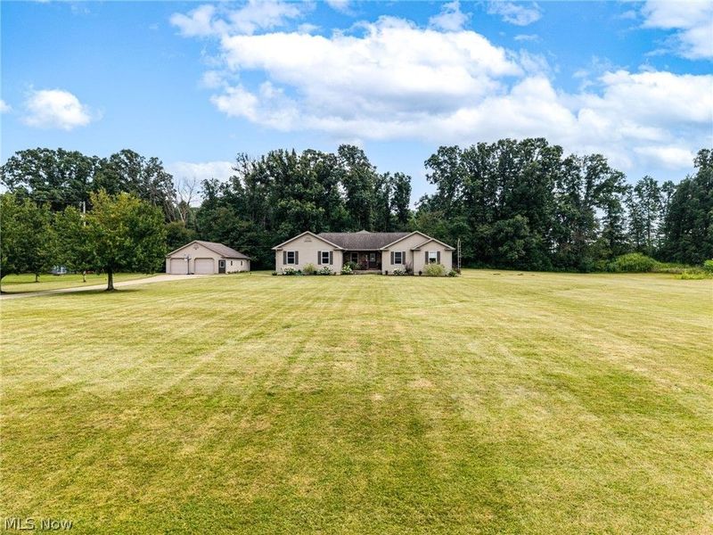 227 E Easton Road, Creston, OH 44217 Photo 2