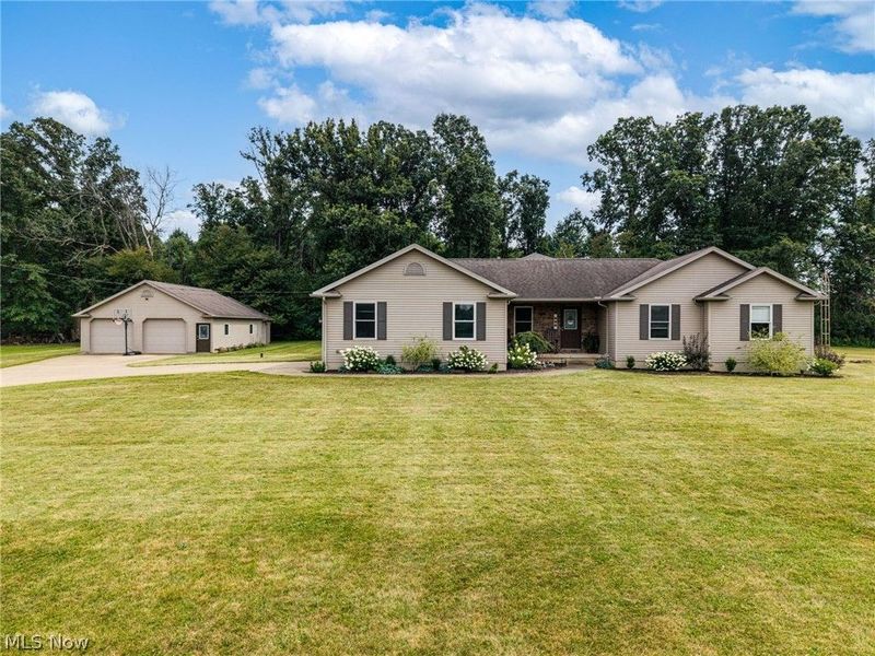 227 E Easton Road, Creston, OH 44217 Photo 3