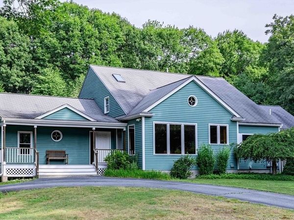 4 Mallard Drive, Medway, MA 02053