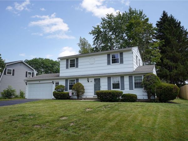 23 Lambeth Loop , Fairport, NY 14450