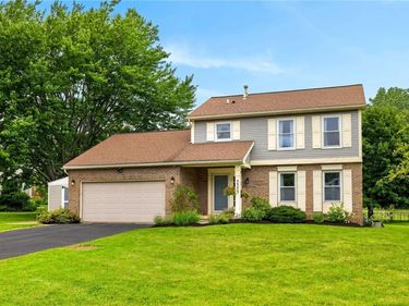 3323 Evergreen Cir Circle , Walworth, NY 14568