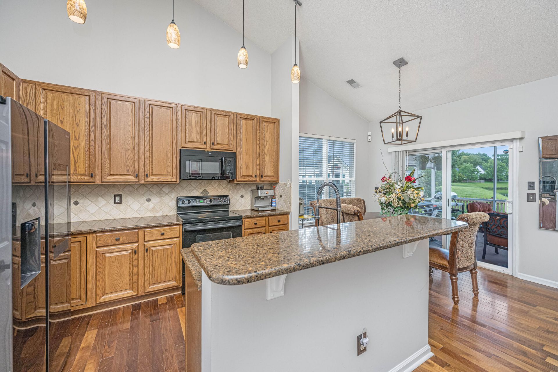 106 Cabrill Drive Photo 4