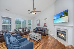 106 Cabrill Drive photo 4