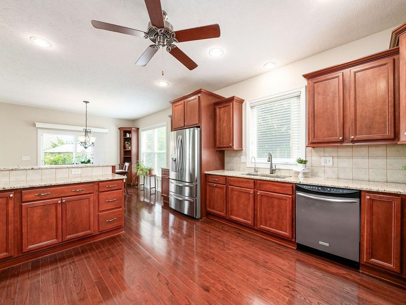 7641 Milford Avenue, Westerville, OH 43082 Photo 16