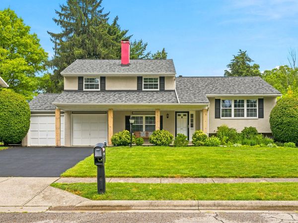 402 Hermitage Road, Columbus, OH 43230